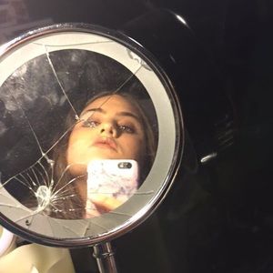 Meet your Posher, Nikki